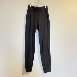 Lululemon align joggers black size 4
